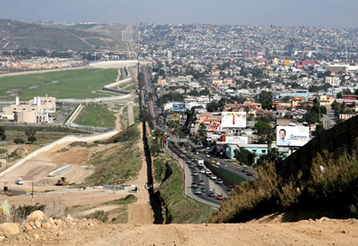 Ready Lane - The Faster Way to Drive Across the Border Into the US